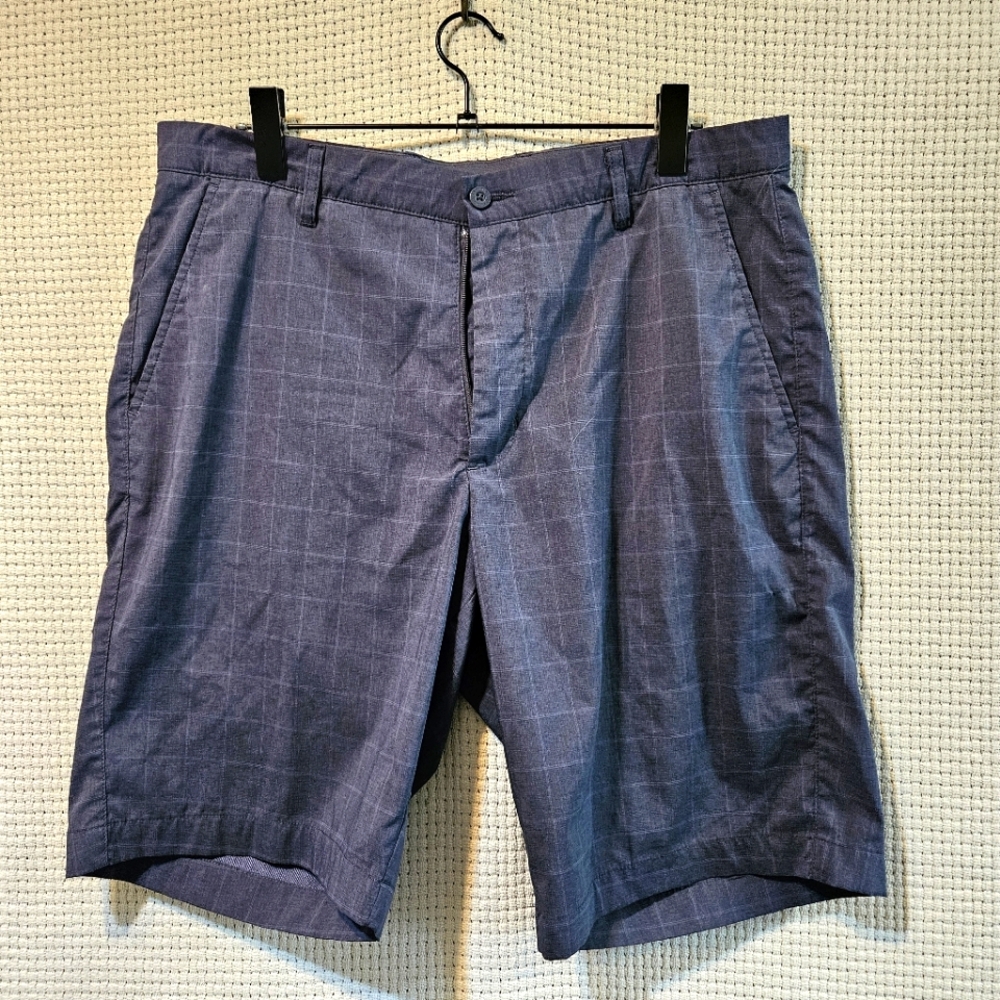 Sunice Men's Blue Checkered Shorts Size 36